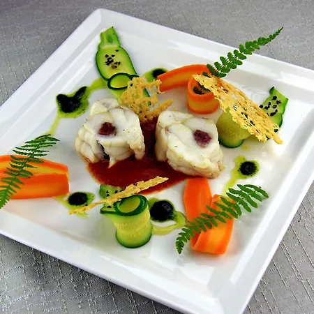 Le Chêne 3* Rocher