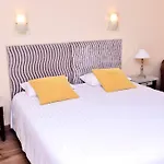 Отель Logis Restaurant Le Chene