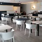 Logis Restaurant Le Chene Отель 3*
