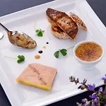 Отель Logis Restaurant Le Chene 3*