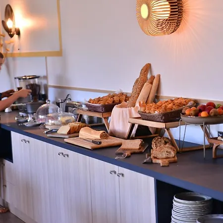 Le Chêne Hotel Rocher