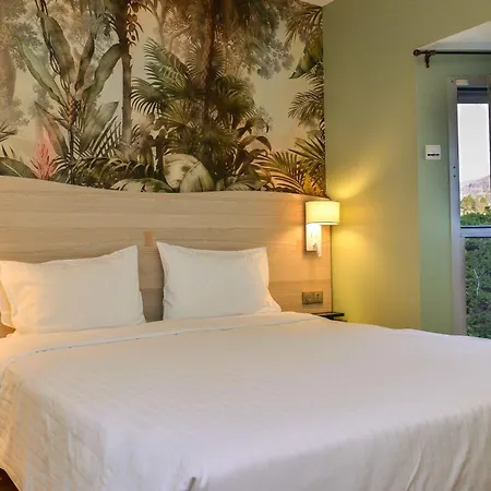 Hotel Logis Restaurant Le Chene