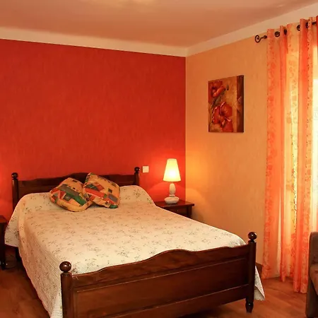 Hotel Logis Restaurant Le Chene