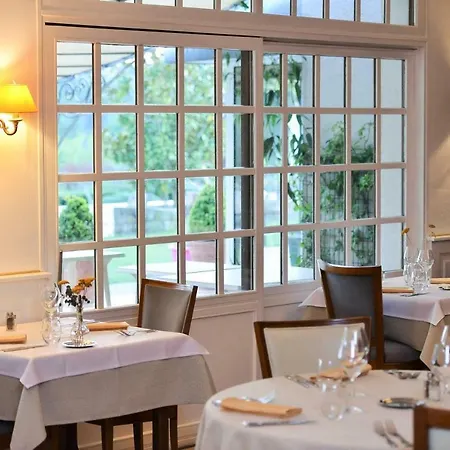 Hotel Le Chêne Rocher