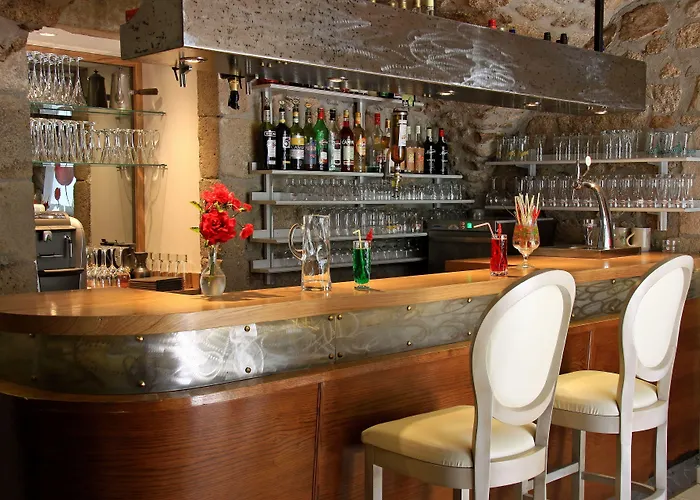 Hotel Logis Restaurant Le Chene