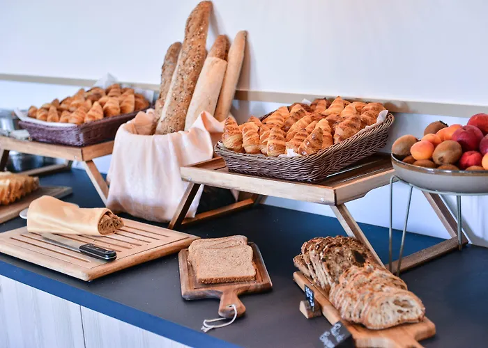 Logis Restaurant Le Chene Hotel