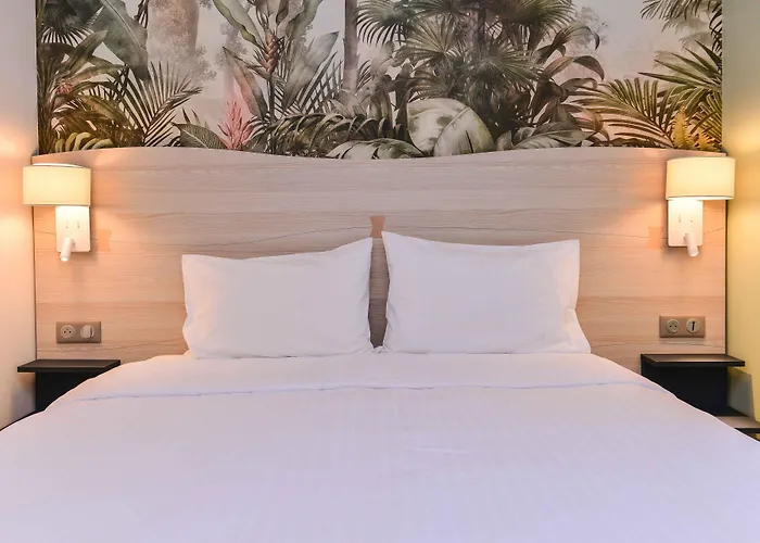 Hotel Logis Restaurant Le Chene 3*